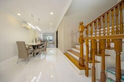 Highland Road (D19), Terrace #543062721